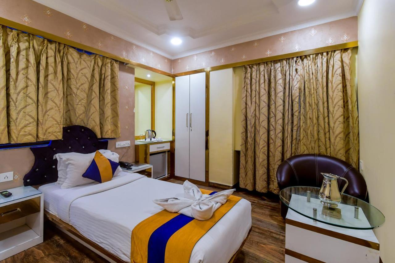 Hotel N S International Calcutta Eksteriør billede
