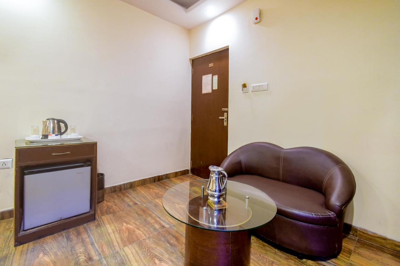 Hotel N S International Calcutta Eksteriør billede